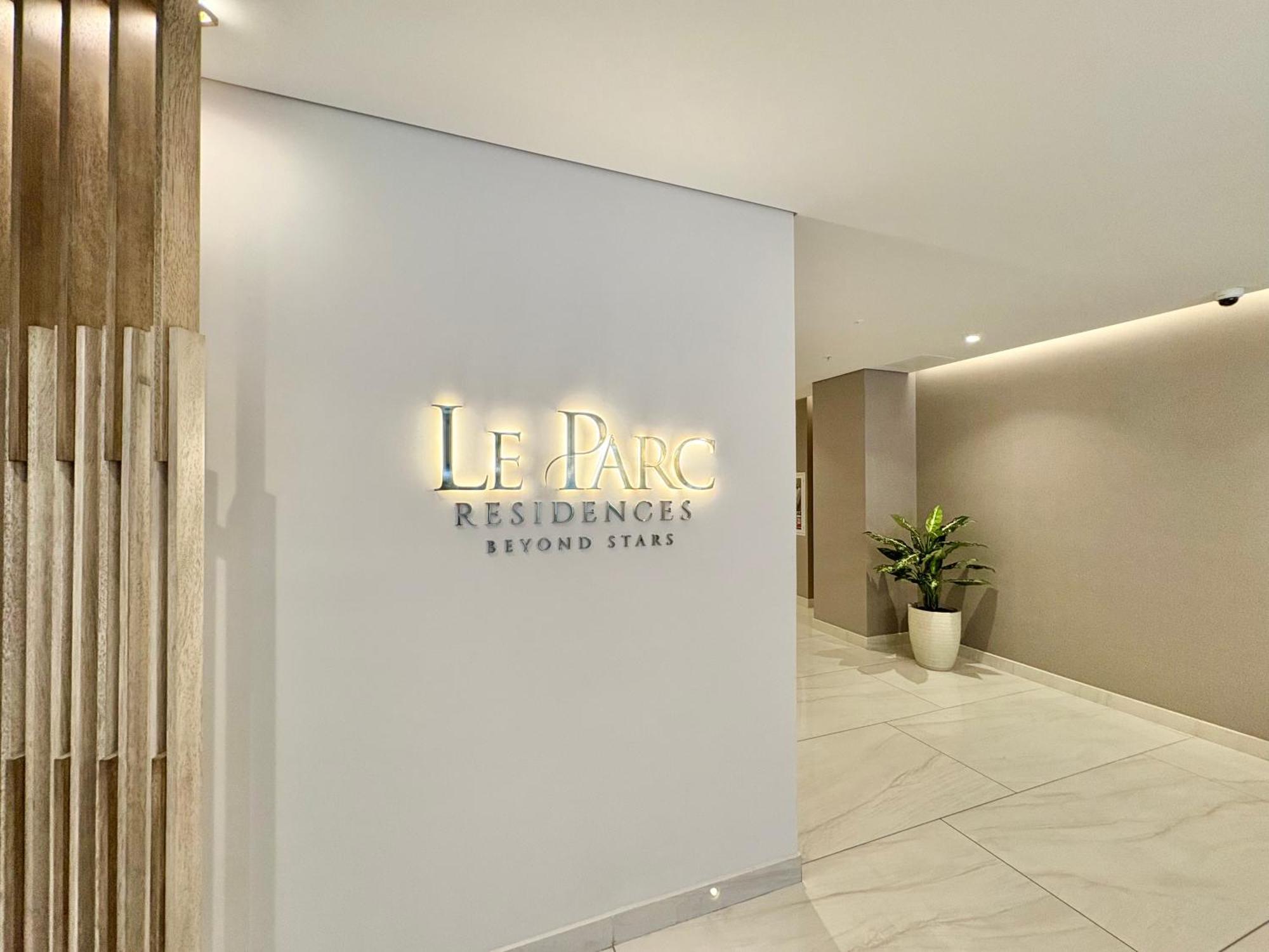 Le Parc Residences - Luxury Suites Кито Экстерьер фото